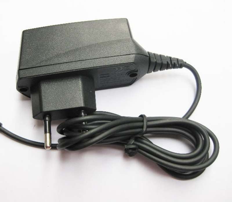 Chargeur Secteur Compact Nokia AC-5E Neuf - Compatible Nokia C3 Et Autres Modèles, Made In China, Emballé
