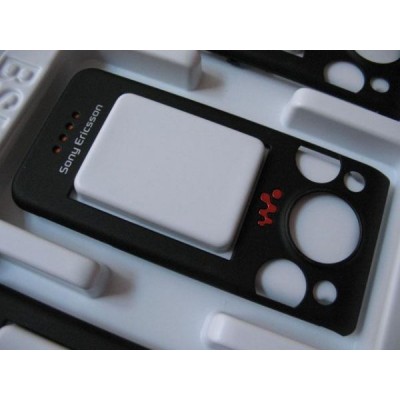 Front Cover For Sony Ericsson W580i - Black